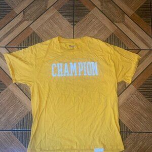 Champion Men's Yellow T-shirt